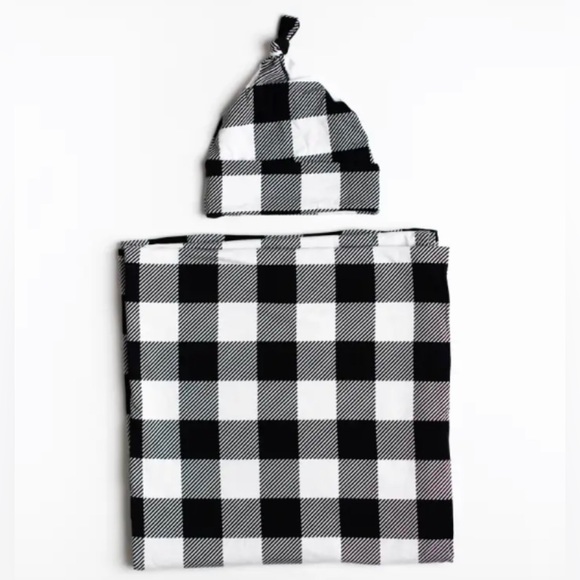 🖤🤍NIB LS Buffalo Plaid Swaddle Set🤍🖤 - Picture 3 of 3